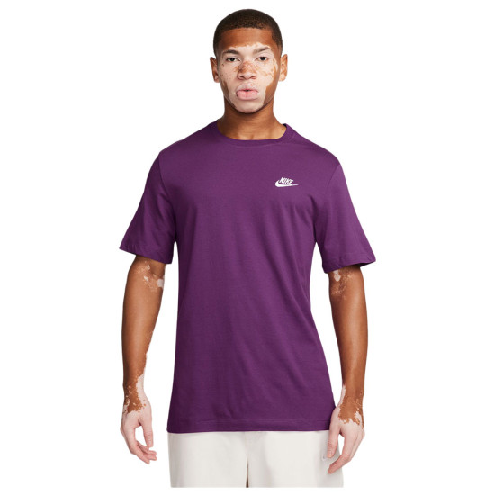 Nike Ανδρική κοντομάνικη μπλούζα Sportswear Club Nike Ανδρική κοντομάνικη μπλούζα Sportswear Club